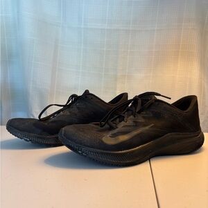 Nike Men's Black Athletic Sneakers